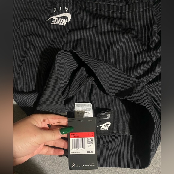 Nike Air Tight skirt, size L, Black - Picture 3 of 7